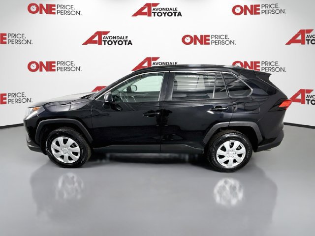 Used 2020 Toyota RAV4 LE FWD image 4