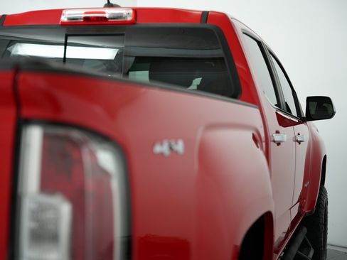 Used 2016 GMC Canyon SLT w/ Driver Alert Package image 62