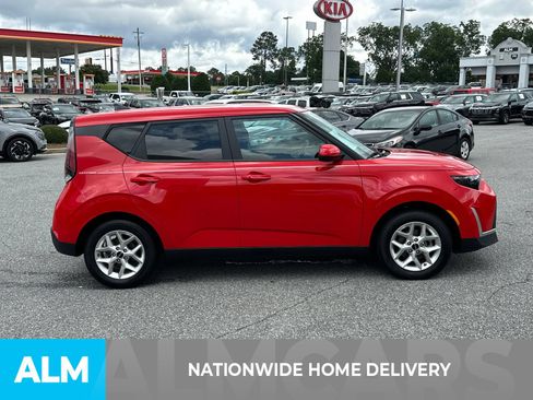 Used 2024 Kia Soul S FWD image 4