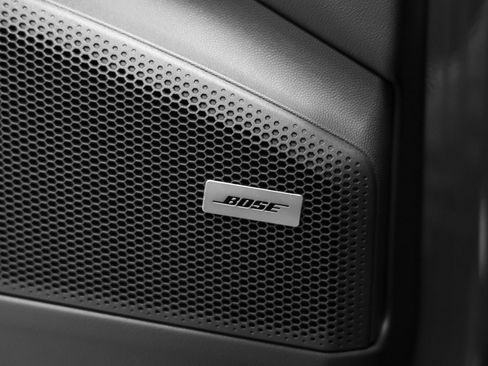 New 2025 Porsche Macan 4S Electric image 46