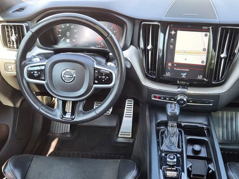 Used 2019 Volvo XC60 T5 R-Design w/ Protection Package Premier FWD image 10
