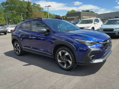 Used 2024 Subaru Crosstrek 2.5i Limited AWD/4WD image 2