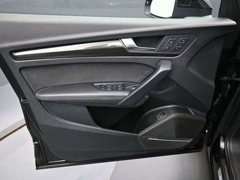 Used 2024 Audi SQ5 Premium Plus w/ Premium Plus Package image 11