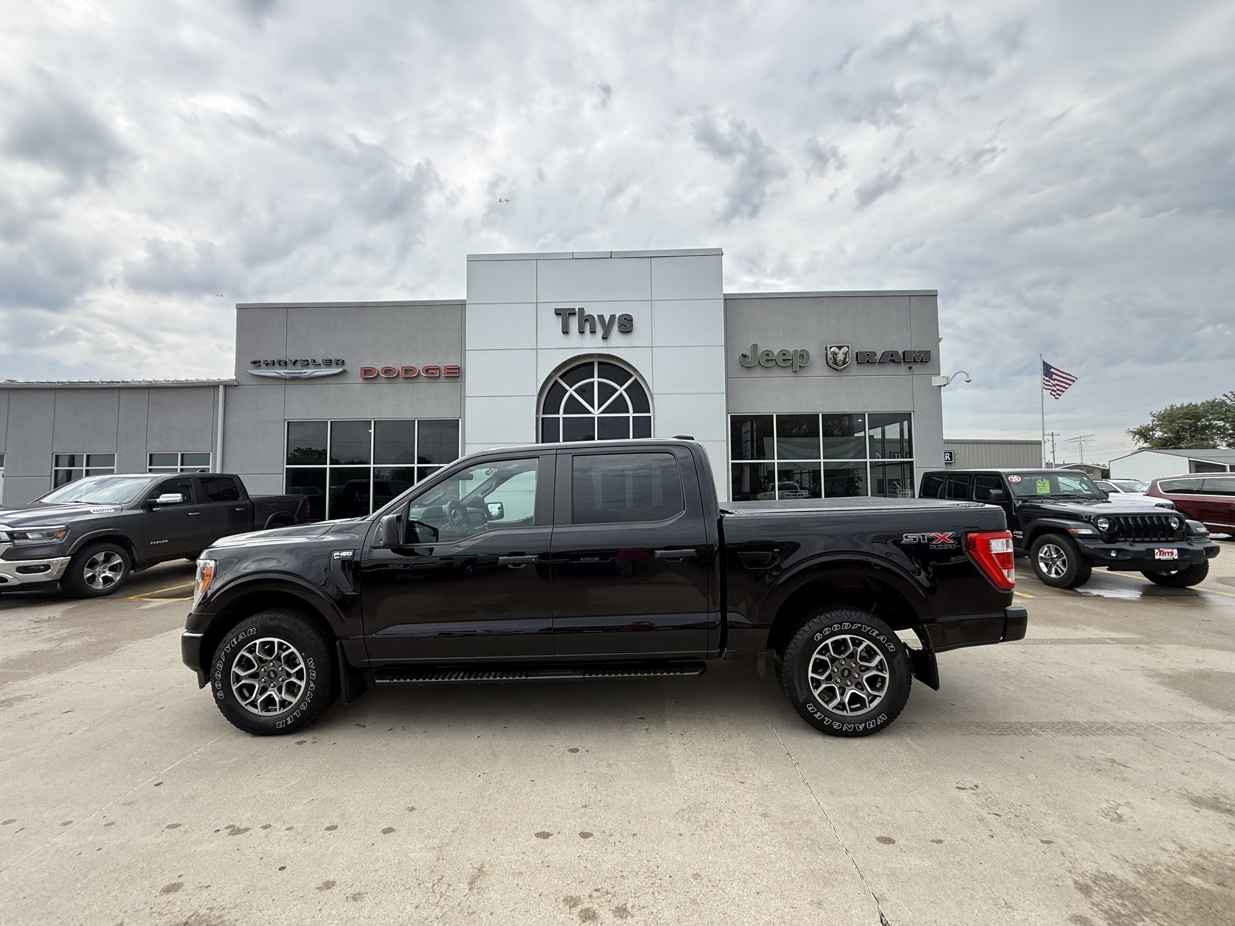 Used 2021 Ford F150 XL w/ STX Appearance Package AWD/4WD image 23