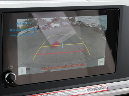 Certified 2025 Toyota 4Runner SR5 image 31