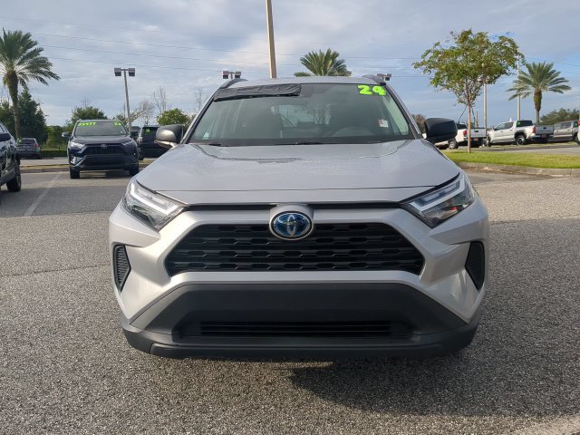 Certified 2024 Toyota RAV4 LE AWD/4WD image 9
