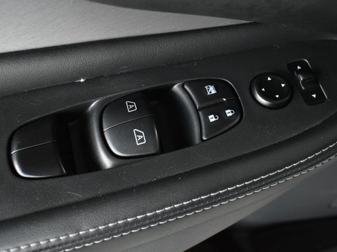 Used 2023 Nissan Murano SV w/ SV Midnight Edition Package AWD/4WD image 13
