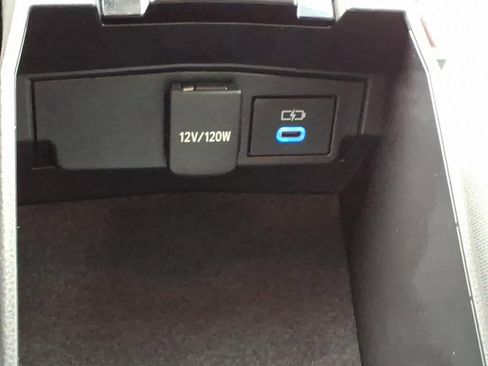 Used 2022 Toyota Corolla LE FWD image 23