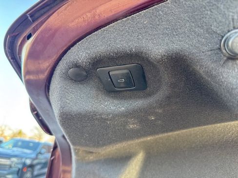 Used 2017 Lincoln MKZ Reserve w/ Climate Package image 47