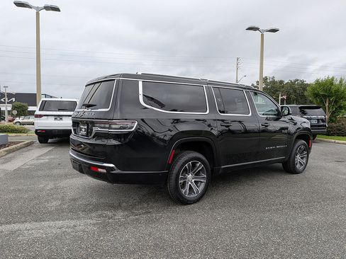 Used 2024 Jeep Grand Wagoneer L 4WD image 3