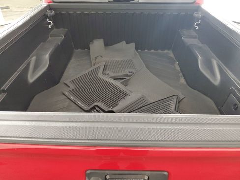 Used 2023 Toyota Tacoma TRD Off-Road image 32