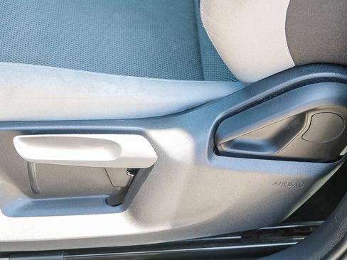 Used 2022 Volkswagen Taos S image 22