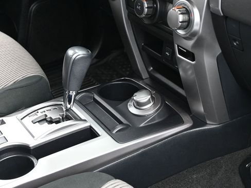 Used 2021 Toyota 4Runner SR5 image 31