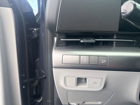 Used 2024 Hyundai Kona SEL w/ Convenience Package FWD image 18