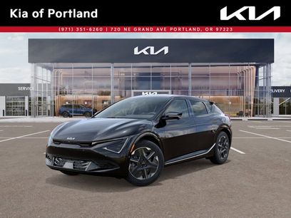 New 2025 Kia EV6 Light w/ Light LR Technology Package