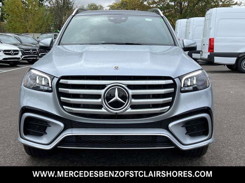 New 2025 Mercedes-Benz GLS 450 4MATIC image 9