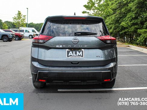 Used 2024 Nissan Rogue SV FWD image 10