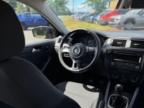 Used 2014 Volkswagen Jetta S FWD image 30