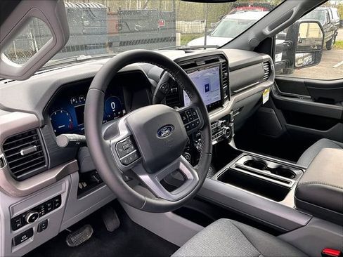 New 2025 Ford F150 XLT w/ Equipment Group 303A High image 22