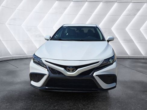 Used 2024 Toyota Camry SE FWD image 2