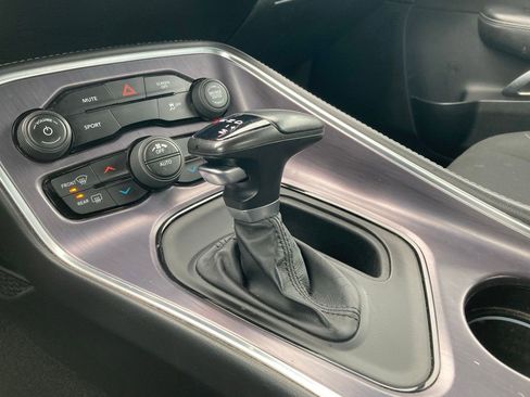 Used 2018 Dodge Challenger SXT RWD image 25