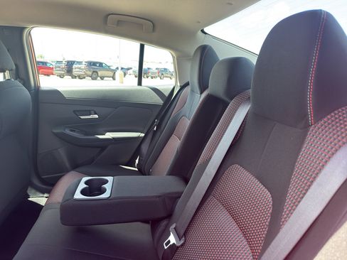 New 2026 Nissan Sentra SR FWD image 33