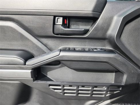 Certified 2024 Toyota Tacoma SR5 image 17
