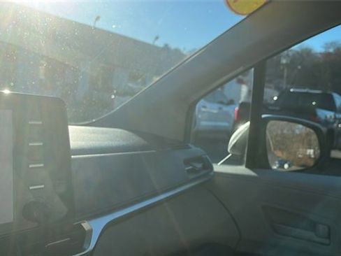 Certified 2022 Toyota Sienna LE image 17