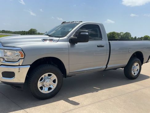 Used 2024 RAM 2500 Tradesman w/ Safety Group AWD/4WD image 5