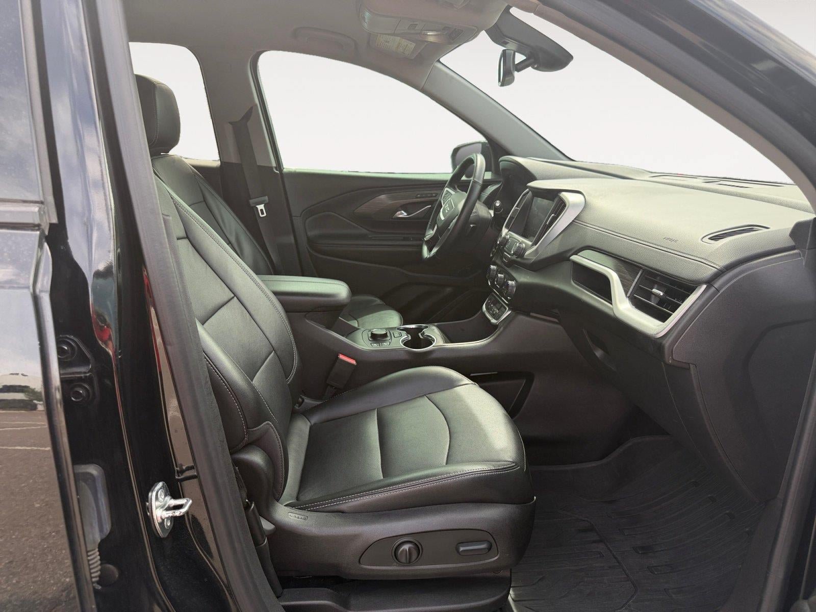 Used 2024 GMC Terrain SLT w/ Tech Package AWD/4WD image 15