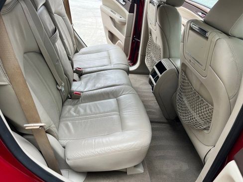 Used 2010 Cadillac SRX Luxury image 31