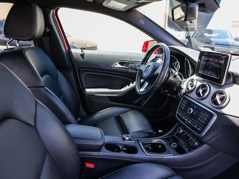 Used 2016 Mercedes-Benz GLA 250 4MATIC image 18