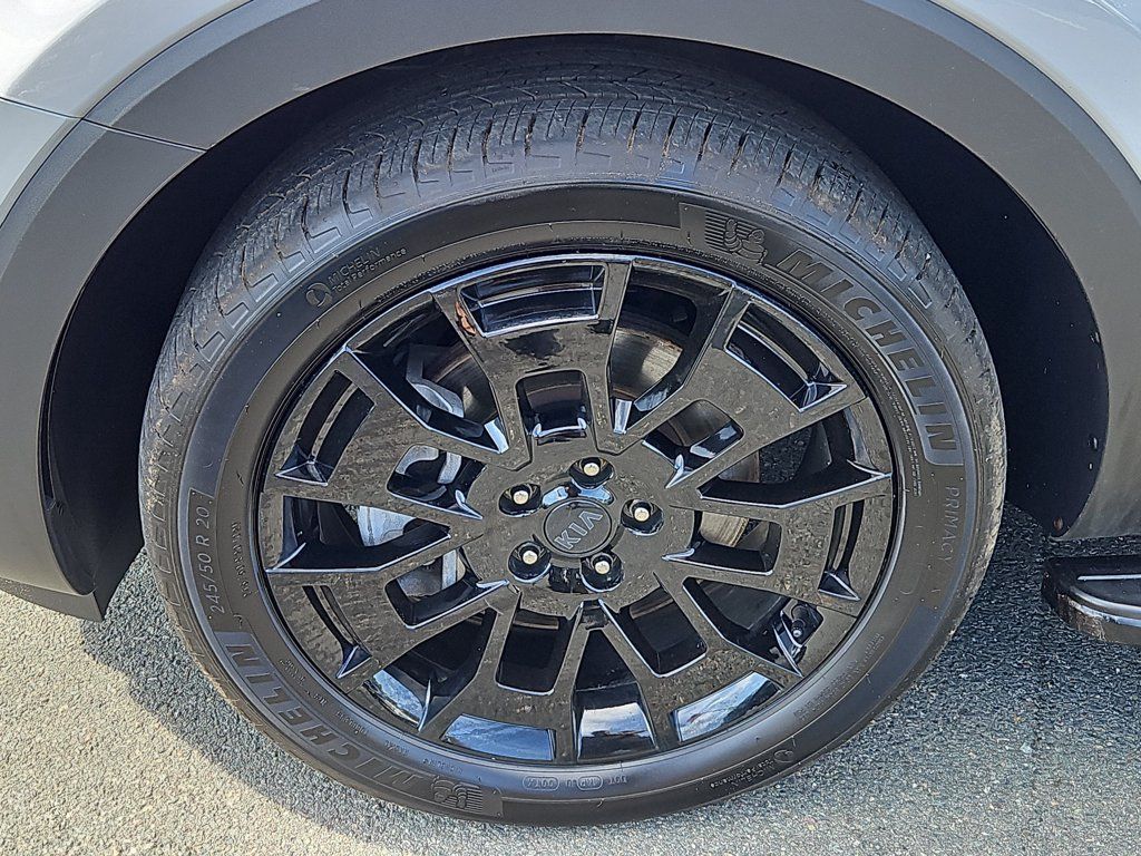 Certified 2021 Kia Telluride EX w/ EX Premium Package AWD/4WD image 7