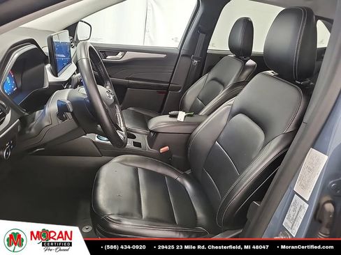 Used 2025 Ford Escape Platinum AWD/4WD image 11