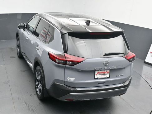 Used 2023 Nissan Rogue SL w/ SL Premium Package image 31