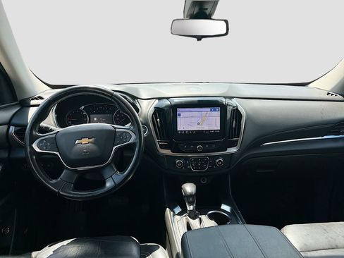Used 2021 Chevrolet Traverse LT w/ LT Premium Package FWD image 23