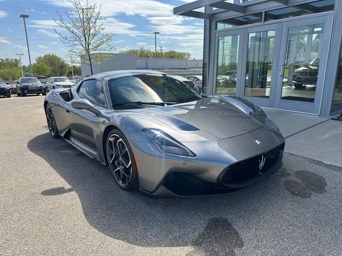 Used 2023 Maserati MC20 Coupe RWD image 5