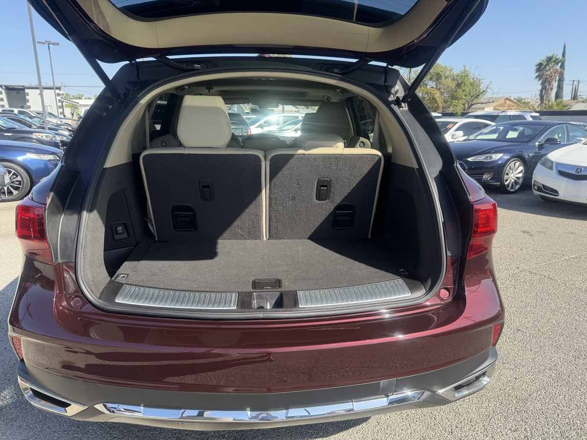 Used 2017 Acura MDX w/ Technology Package FWD image 9