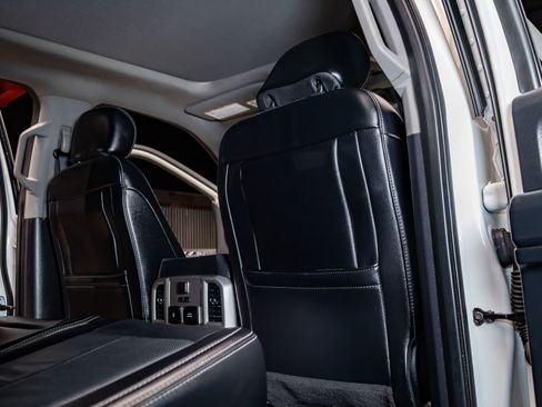 Used 2020 Ford F250 Lariat image 28