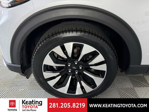 Used 2025 Ford Explorer Platinum w/ LUX Leather Package image 31