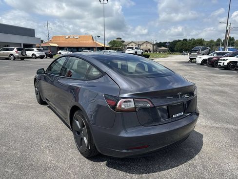 Used 2023 Tesla Model 3 Standard Range RWD image 12