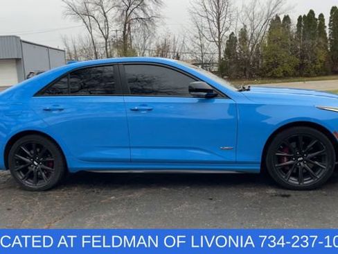 Used 2023 Cadillac CT4 V w/ Technology Package image 9