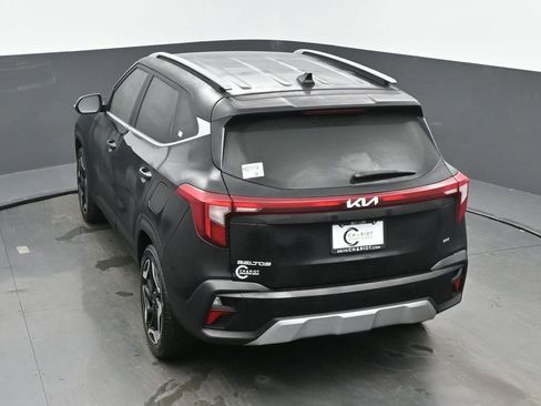 Used 2025 Kia Seltos SX w/ SX Sunroof Package image 41