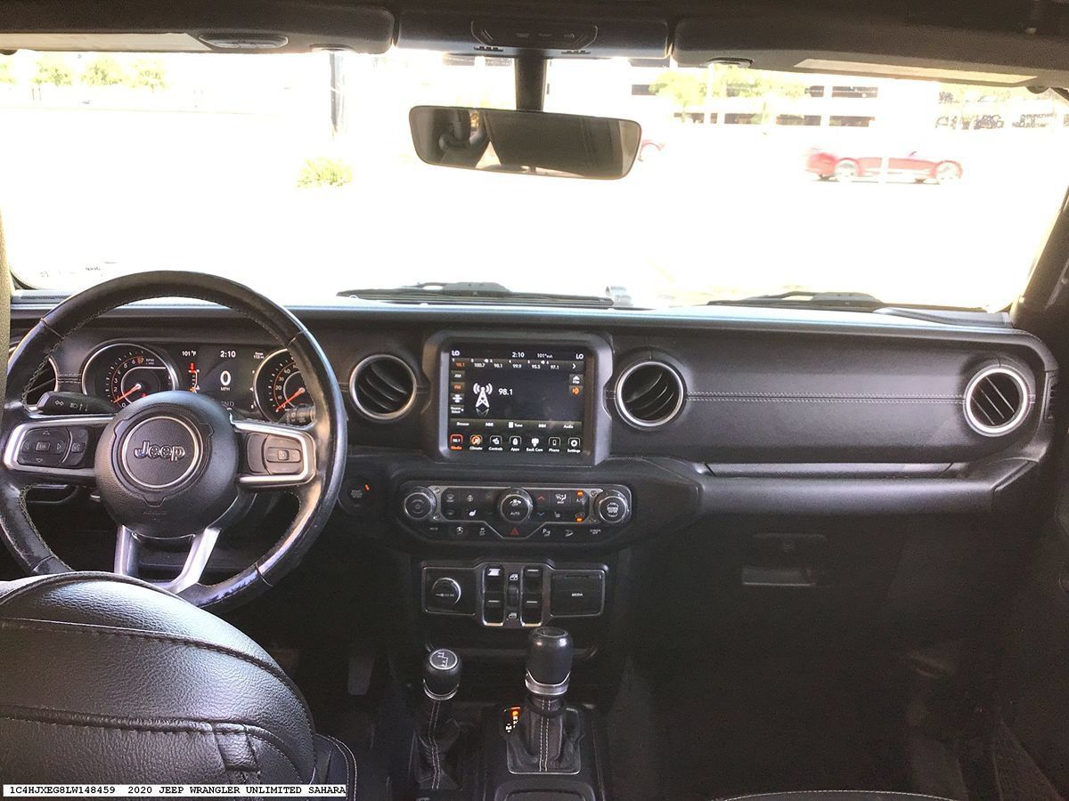 Used 2020 Jeep Wrangler Unlimited Sahara AWD/4WD image 12