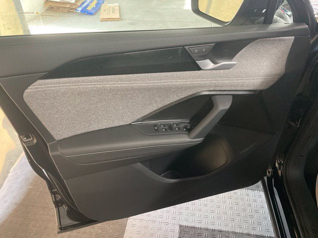 Certified 2025 Volkswagen Tiguan S AWD/4WD image 13