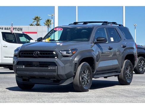 New 2026 Toyota 4Runner SR5 AWD/4WD image 8