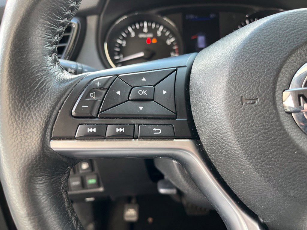Used 2018 Nissan Rogue SL AWD/4WD image 21