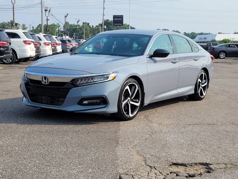 Used 2022 Honda Accord Sport image 18