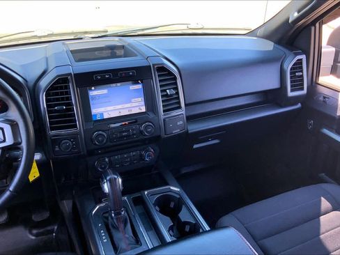 Used 2018 Ford F150 XLT w/ Equipment Group 302A Luxury image 7