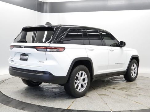 Used 2022 Jeep Grand Cherokee Limited AWD/4WD image 6